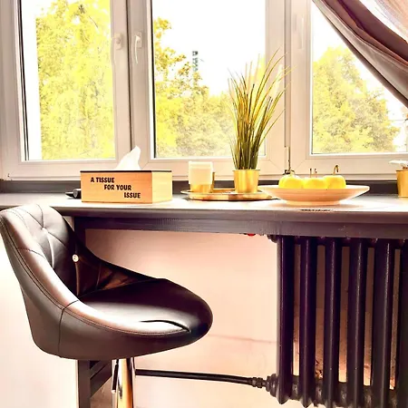 아파트 Petit 1 Bed Center 바르샤바